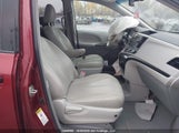 Toyota Sienna 7 Passenger 5TDZK3DC0ES417212 снимка