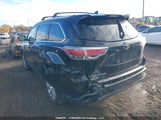 Toyota Highlander Xle 5TDJKRFH2ES042299 снимка