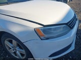 Volkswagen Jetta 2.5L Comfortline/2.5L Sportline 3VWDX7AJ0BM337763 photo