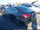 Mercedes-Benz A 220 4Matic W1K3G4FB0LW047108 fotografie