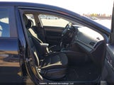 Hyundai Elantra Gl KMHD84LF2HU276620 снимка