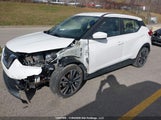 Nissan Kicks Sv 3N1CP5CV6LL480567 снимка
