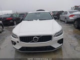 Volvo S60 T6 R-Design 7JRA22TMXLG031858 fotografie