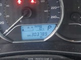 Toyota Corolla Le 2T1BURHE6EC165940 снимка