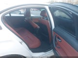 BMW 328 Xi WBAPK7C52BA773314 fotografie
