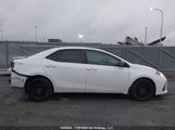 Toyota Corolla 2T1BURHE1JC064976 снимка