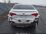 Toyota Corolla 2T1BURHE1JC064976 снимка