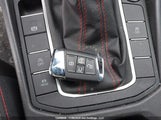 Volkswagen Jetta Gli 3VW2T7BU5RM081044 fotografie
