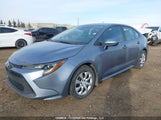 Toyota Corolla Le 5YFBPMBE2NP384526 fotografie