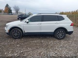 Volkswagen Tiguan 3VV2B7AX5JM154730 снимка