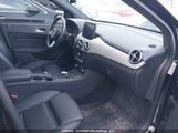 Mercedes-Benz B 250 4Matic Sports Tourer WDDMH4GB5JJ450950 fotografie