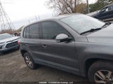 Volkswagen Tiguan S/Se/Sel WVGJV7AX3DW555999 снимка