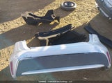 Toyota Corolla Le 5YFBPMBE7MP152941 снимка
