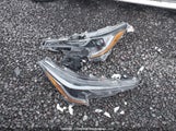 Toyota Corolla Le 5YFB4MDE6RP204430 снимка