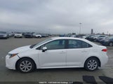 Toyota Corolla Le/Xle 5YFBPMBE0NP346437 снимка