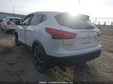 Nissan Rogue Sport S/Sv/Sl JN1BJ1CP6JW104000 fotografie