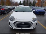 Hyundai Elantra Le 5NPD74LF6HH196657 снимка