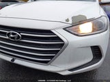 Hyundai Elantra Le 5NPD74LF6HH196657 снимка