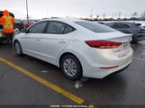 Hyundai Elantra Le 5NPD74LF6HH196657 снимка