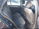 Volkswagen Golf 3VW217AU7FM069626 снимка
