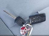 Toyota Corolla 2T1BURHE3JC106046 fotografie
