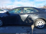 Toyota Corolla 2T1BURHE3JC106046 снимка