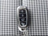 Hyundai Kona KM8K2CAA1JU083844 снимка