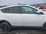 Toyota Rav4 Le 2T3BFREV1HW679753 снимка