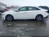 Hyundai Elantra Preferred KMHLM4DG3SU023764 снимка