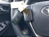 Toyota Rav4 Xle 2T3RFREV8JW833928 снимка