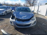 Hyundai Elantra Se/Sport/Limited 5NPDH4AE7FH561934 fotografie