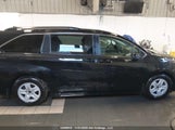 Toyota Sienna Le/Xse/Limited/Platinum/Xse 25Th Anniversary 5TDGSKFC6PS099002 fotografie