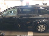 Toyota Sienna Le/Xse/Limited/Platinum/Xse 25Th Anniversary 5TDGSKFC6PS099002 fotografie