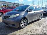 Toyota Sienna 5TDZK3DC3BS115621 снимка