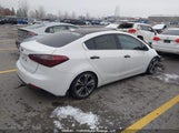 Kia Forte KNAFX4A88E5208720 fotografie