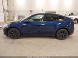 Tesla Model Y 7SAYGDEE9SF286125 fotografie