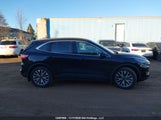 Ford Escape Titanium 1FMCU9J92LUB99788 снимка