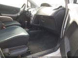 Toyota Yaris JTDKT923775066568 снимка