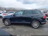 Volkswagen Touareg Sport/Lux/Executive WVGEF9BP3GD012290 снимка