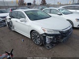 Honda Accord Hybrid Touring JHMCR6F73HC800732 fotografie