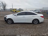 Hyundai Sonata Gl 5NPEB4AC8BH015870 снимка