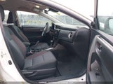 Toyota Corolla Le 2T1BURHE6JC065170 снимка