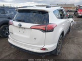 Toyota Rav4 Le 2T3ZFREV2JW522821 снимка