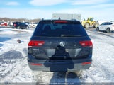 Volkswagen Tiguan Se/Sel/Sel R-Line Jet-Black/Sel R-Line 3VV2B7AX8KM057572 fotografie