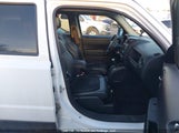 Jeep Patriot 1C4NJRABXFD302923 снимка