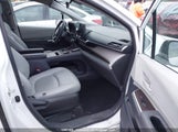 Toyota Sienna Le 8-Passenger 5TDGSKFC1NS055311 fotografie