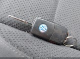 Volkswagen Rabbit WVWDA71KX8W157843 снимка