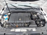 Volkswagen Passat Se 1VWBH7A38DC140253 снимка
