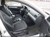 Volkswagen Passat Se 1VWBH7A38DC140253 снимка