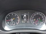 Volkswagen Passat Se 1VWBH7A38DC140253 снимка